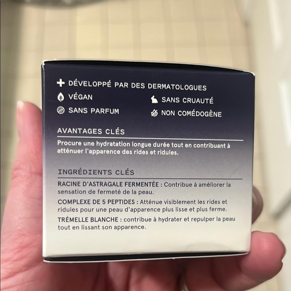 Firm Belief Smoothing Peptide Cream - Picture 4 of 4
